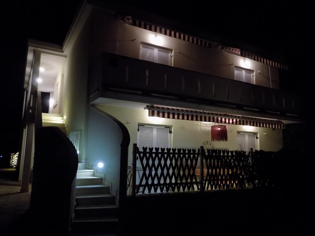 Apartments Casa Nostra บีโอกราดนาโมรู ภายนอก รูปภาพ